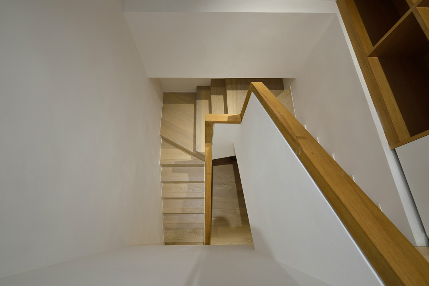 极简复式装修楼梯设计图