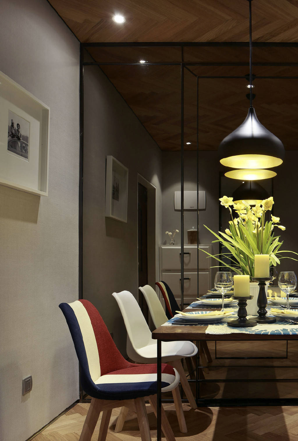 95平米小户型现代简约风格餐厅装修设计图