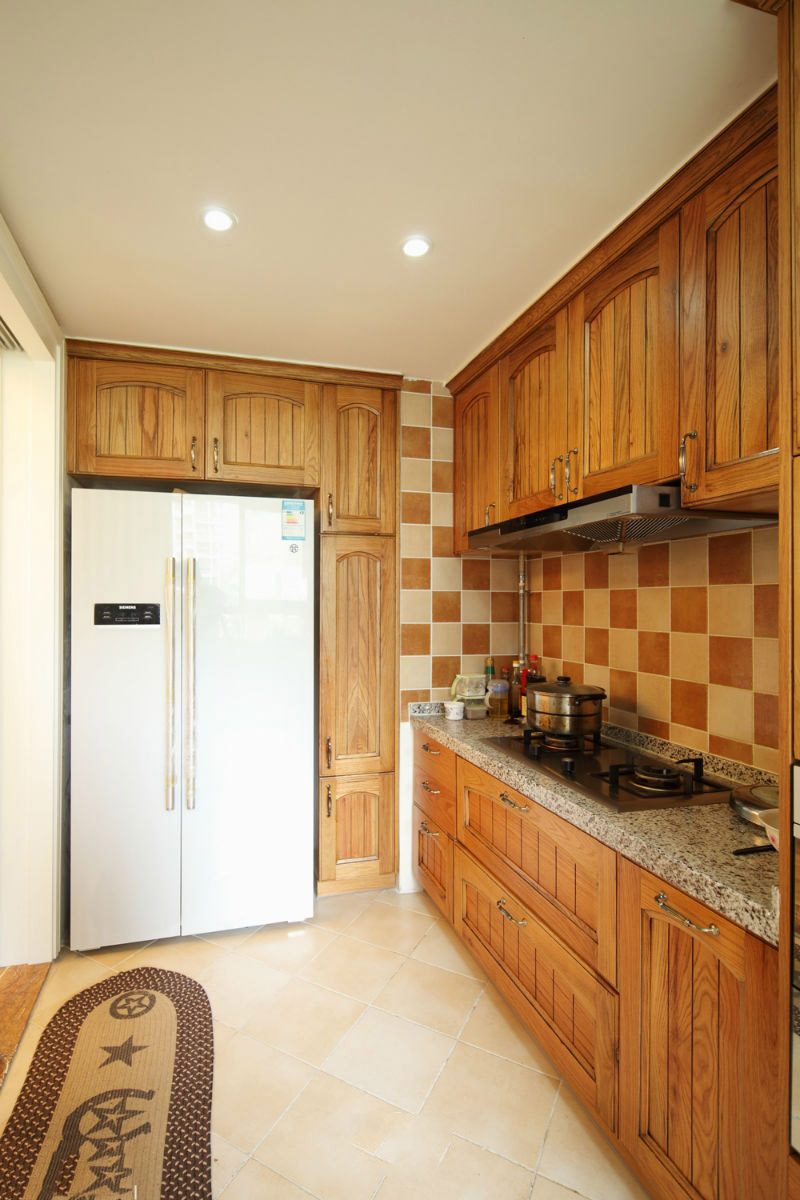 复古美式家居厨房实木橱柜效果图