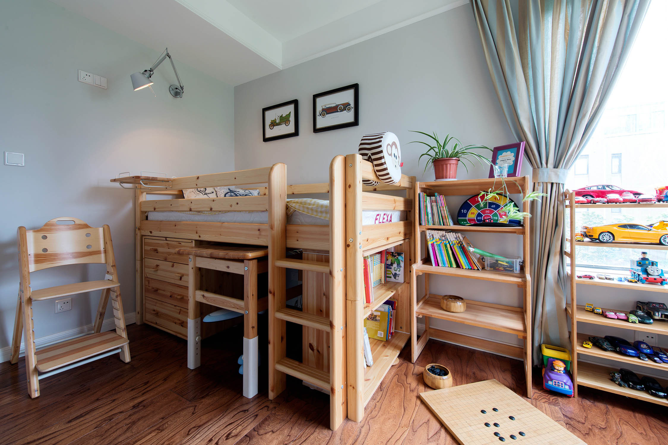 三居室美式装修儿童床效果图