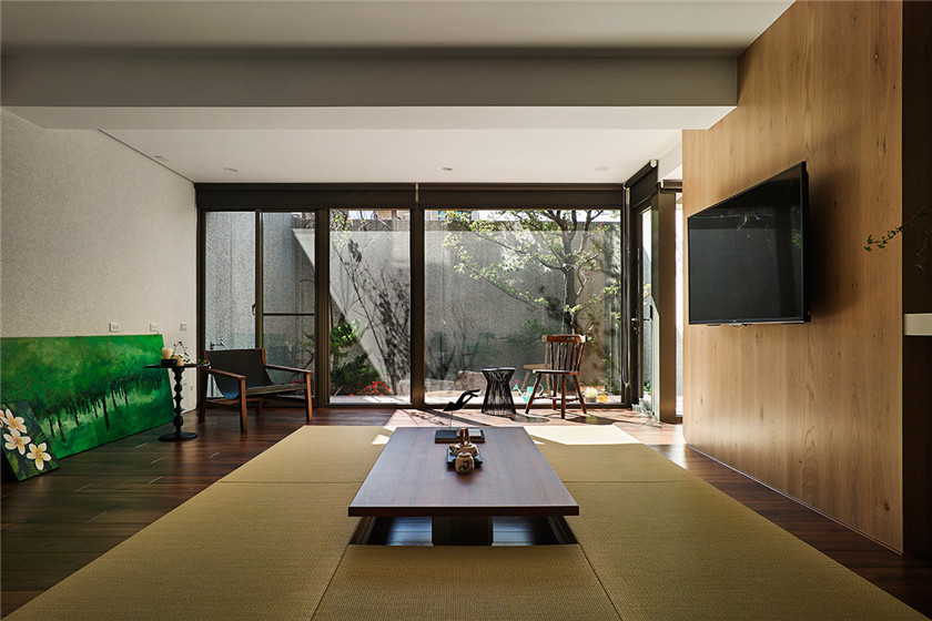 日式风格别墅客厅装饰设计图