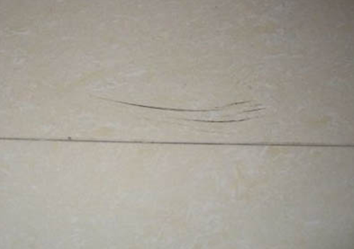 地板砖有划痕怎么修复？划痕修复小窍门大集结！