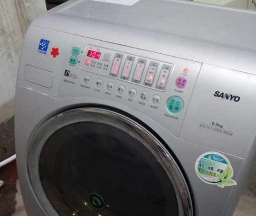 三洋滚筒洗衣机出现e11是什么意思？三洋滚筒洗衣机显示u4是什么故障？